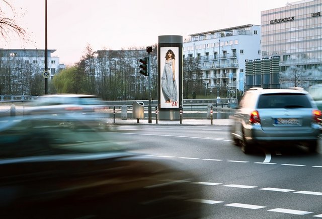 Ströer gewinnt erneut den Hauptpachtvertrag für Werberechte in Köln
