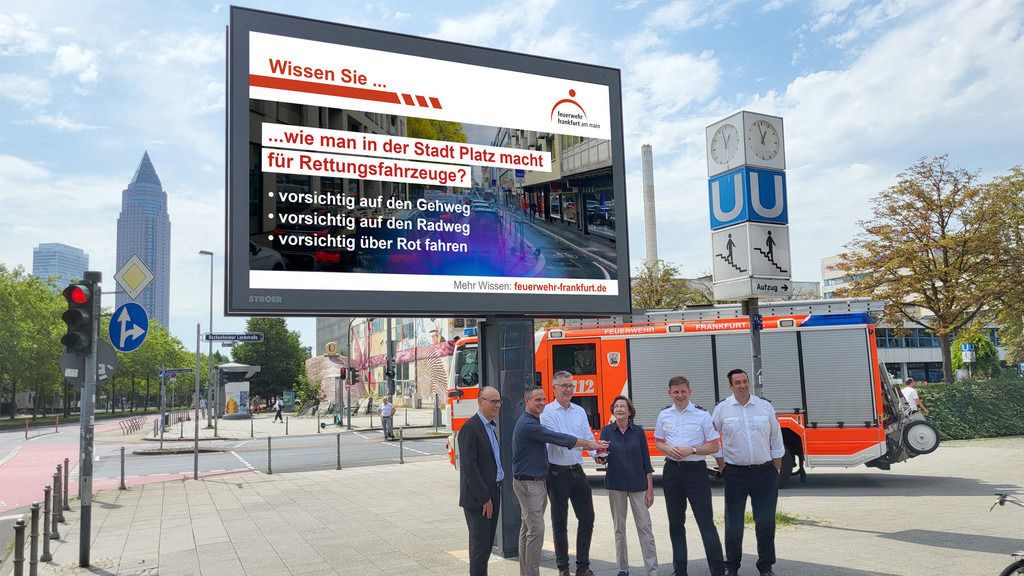 Digital city information displays complement the municipal information system in Frankfurt 